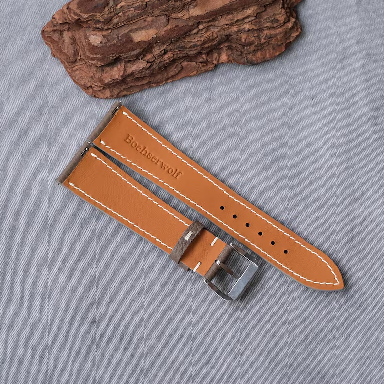 Flat Etoupe Taupe Togo leather watch strap detail